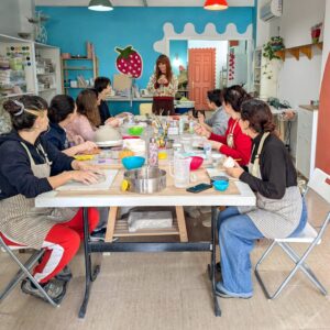 Clase cerámica jueves de 18 a 20h